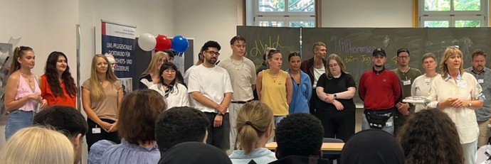 Zahlreiche Interessierte in der LWL-Pflegeschule
